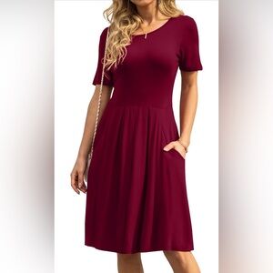 Casual, flowy, pleated, loose dress with pockets!